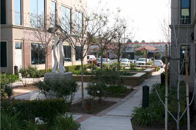 Photo of sign monument on street